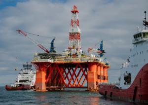 Для освоения арктического побережья с российской стороны уже привлекалась американская компания Exxon Mobil Corporation, пробурившая разведочную скважину в Карском море