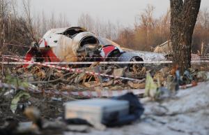 10 апреля 2010 года президентский авиалайнер Ту-154М Воздушных сил Польши при заходе на посадку на аэродром Смоленск-Северный в условиях сильного тумана столкнулся с деревьями, рухнул на землю и полностью разрушился