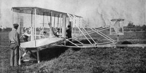Аэроплан братьев Райт, поднявшийся в небо в декабре 1903 года, пролетел всего каких-то 36 метров