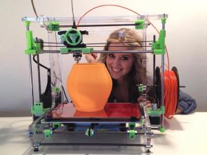 Первый потребительский 3D-принтер должен быть настолько простым, чтобы даже ребёнок мог его использовать