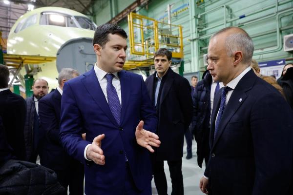 Антон Алиханов провел совещание с представителями отрасли по развитию малой авиации
