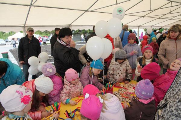 1 июня в Академгородке прошел теплый семейный праздник в честь дня защиты детей