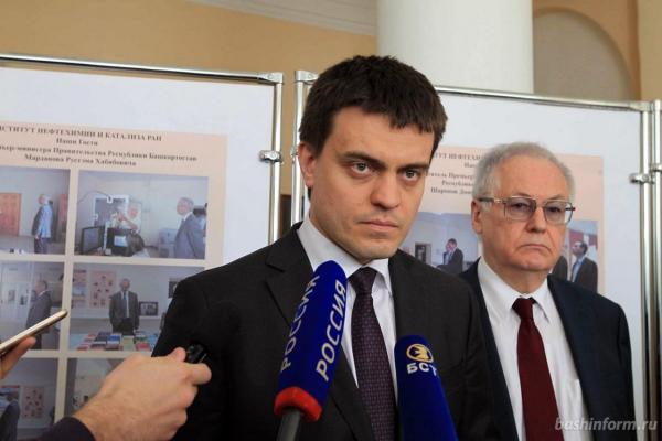 В СМИ попала информация, что Михаил Котюков сменит пост главы ФАНО на губернаторское кресло в Красноярске