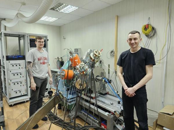   Физики создали оборудование для ускорения разработки износостойких и жаростойких тонкопленочных материалов