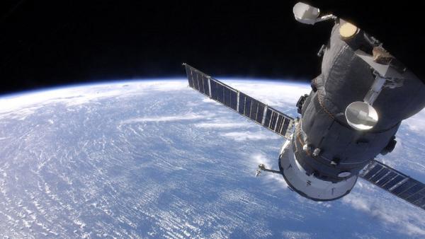 24 февраля российские ученые представили космический аппарат «Ломоносов» — уже 3 марта модуль отправится на космодром Восточный