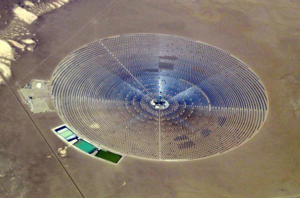 Поучительная история солнечной тепловой электростанции Crescent Dunes