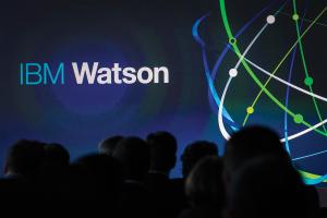 Суперкомпьютер Watson, разработанный компанией IBM, помогает диагностировать заболевания и корректировать планы лечения пациентов в крупных медицинских учреждениях США