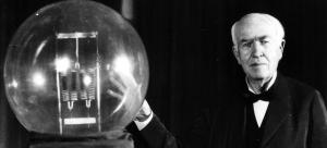 Коммерческие успехи Эдисона сформировали мнение, что изобретателем лампы накаливания является он, а не Лодыгин