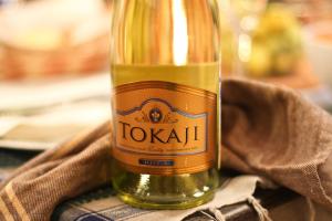 Токайское вино, ставшее визитной карточкой венгерского виноделия, своим появлением обязано случайному стечению обстоятельств