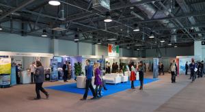 Всех гостей СИИС-2016 встречали стенды участников международной выставки информационных технологий и телекоммуникаций &quot;IT-Сибирь. СибТелеком&quot;