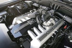При изготовлении деталей двигателя Rolls-Royce использует уникальные технологии