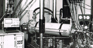 Стенд РК-1. МЭИ, 1966 год. Магнит соленоид конструкции В.Г. Жилина, Л.Г. Генина, с работ на котором стартовала экспериментальная программа