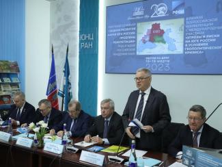 Президент РАН Геннадий Красников обсудил создание единого научного пространства с представителями новых субъектов Российской Федерации