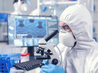 На форуме OpenBio-2024 опровергли слухи о точечном биологическом оружии