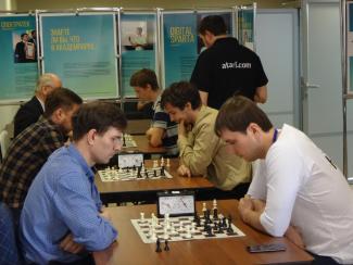 В Академпарке стартовал шахматный турнир ИТ-специалистов «ИТ-король»
