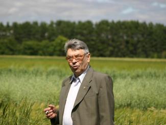 Скончался академик В.К. Шумный